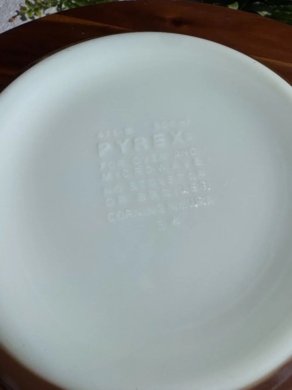 Pyrex Woodland Brown Casserole Dish – Vintage Floral Bakeware